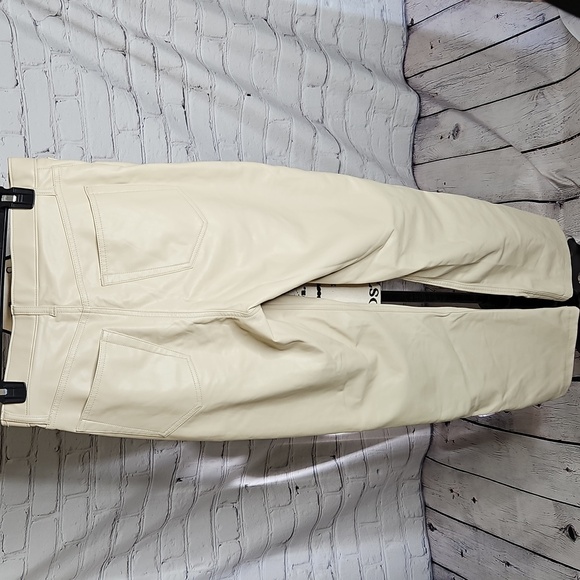 Abercrombie & Fitch The 90's Straight Ultra High Rise Vegan Leather Pants Sz 28 - Picture 3 of 5